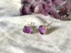 Amethyst Sanaa Studs - Cabochon
