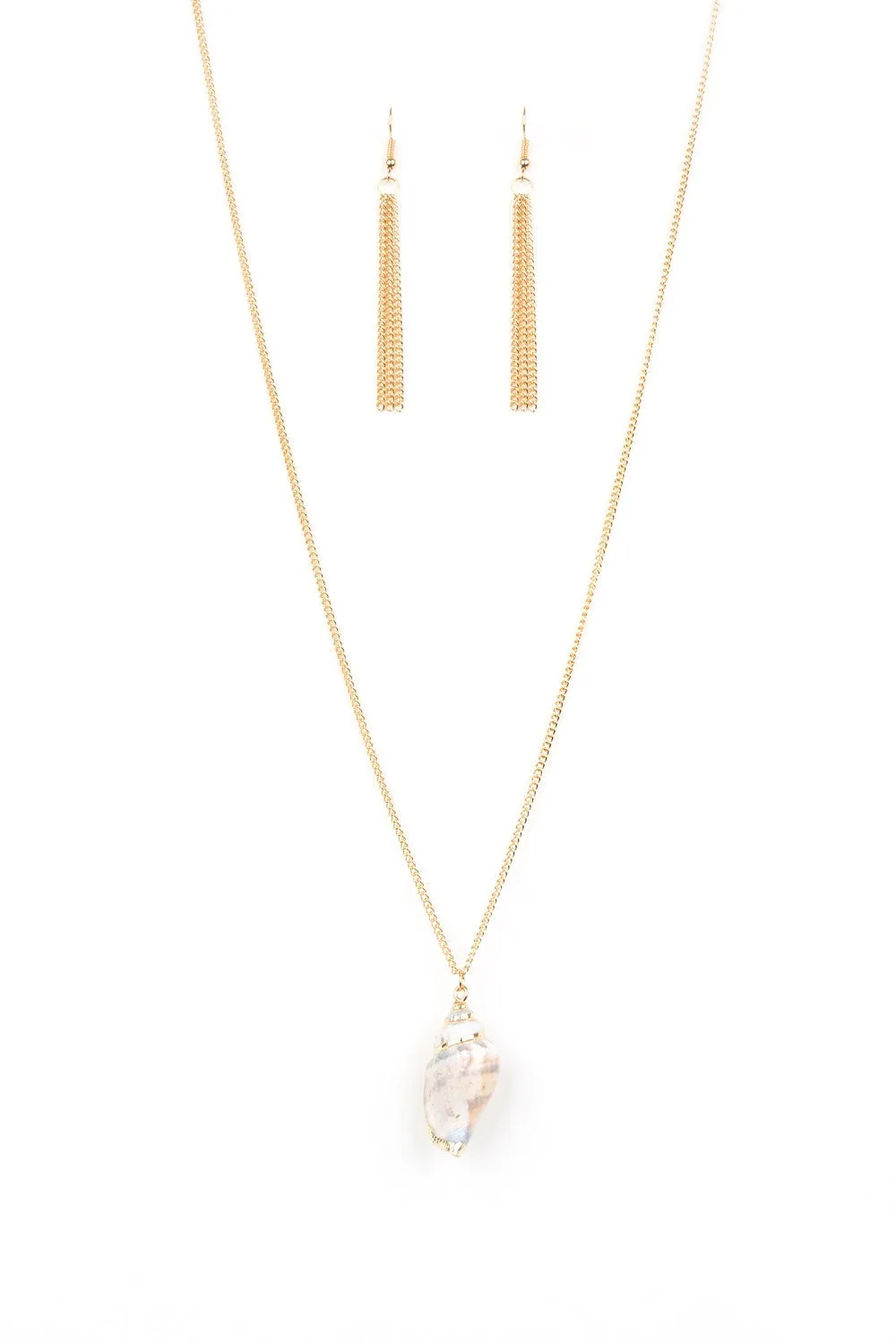 Breaking Out Of My Shell Gold Necklace Set