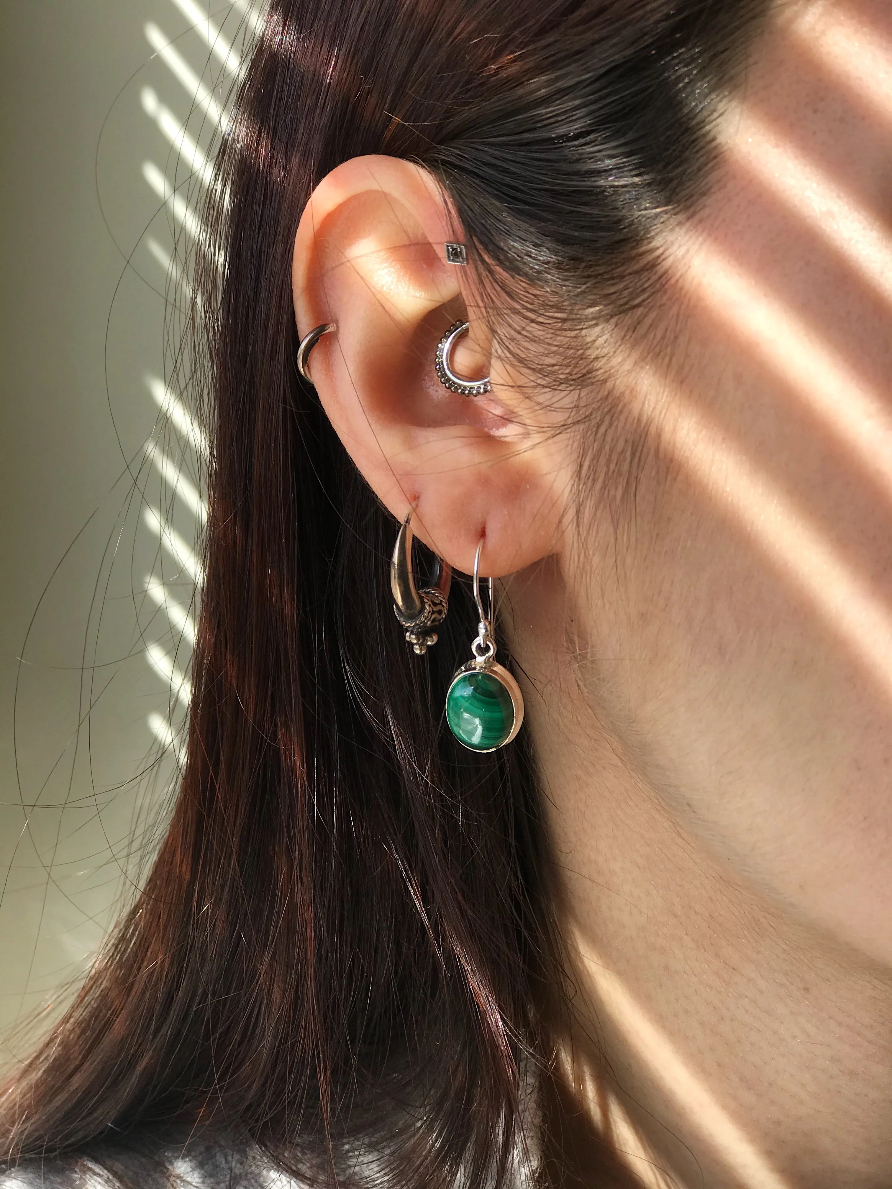 Malachite Ari Earrings - Oval