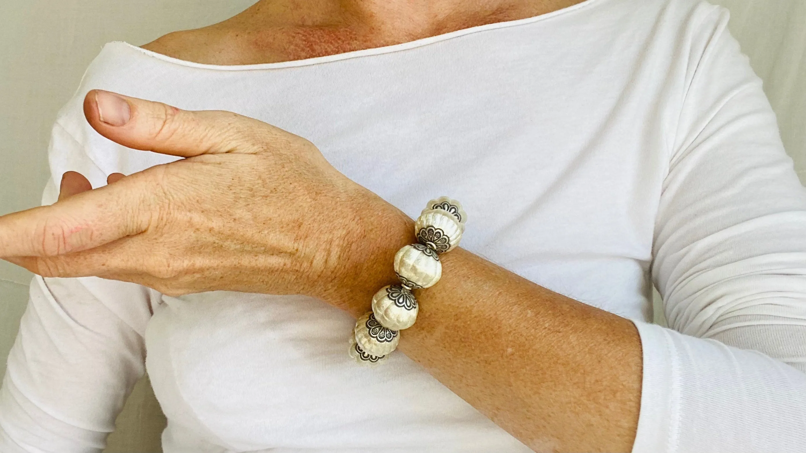 Silver Beaded Bracelet. Sterling Silver. Chunky. 0272