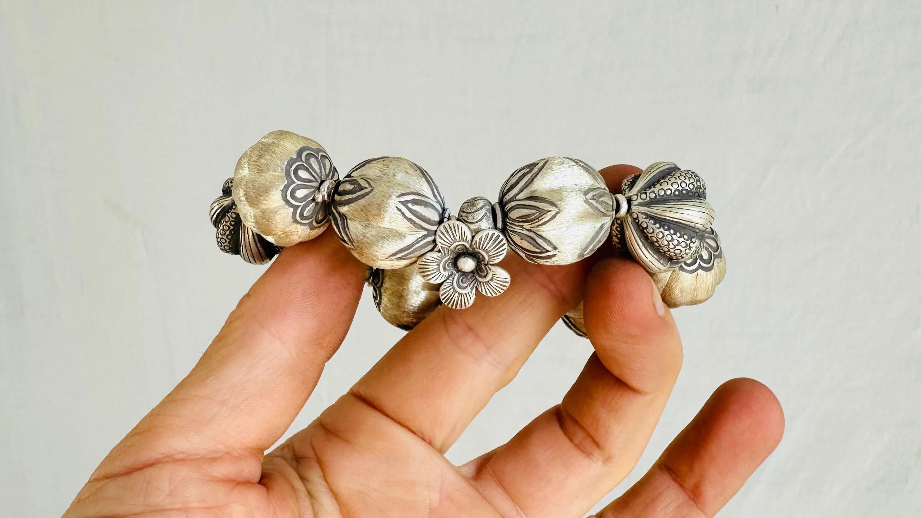 Silver Beaded Bracelet. Sterling Silver. Chunky. 2541