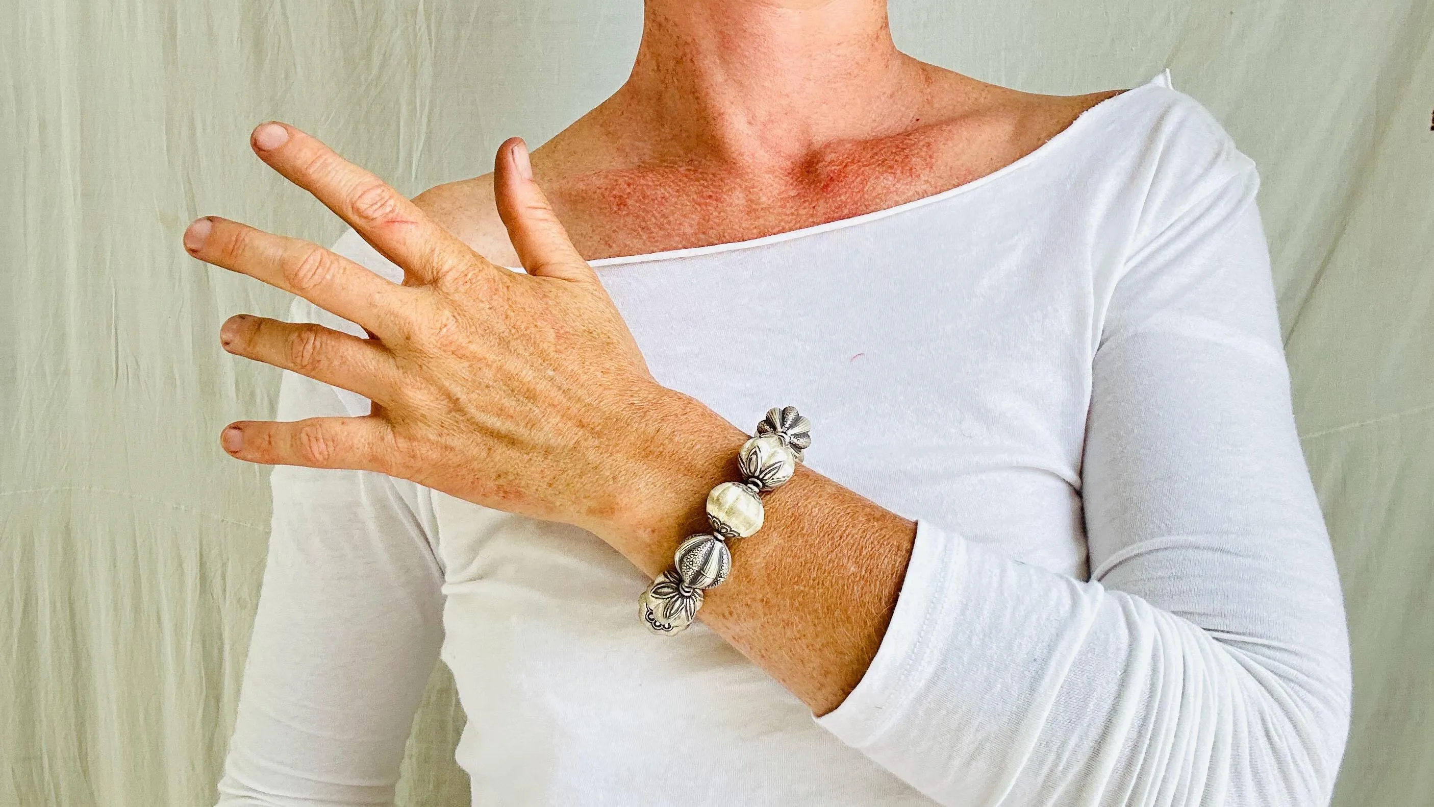 Silver Beaded Bracelet. Sterling Silver. Chunky. 2541