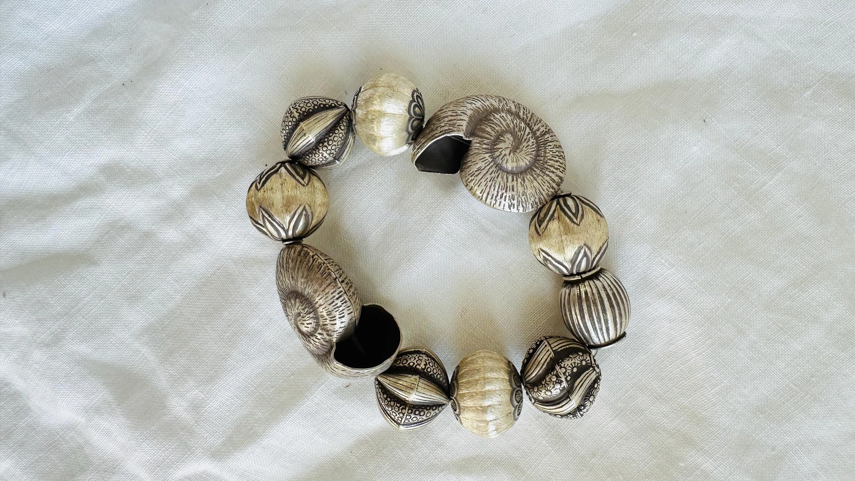 Silver Beaded Bracelet. Sterling Silver Shells. Chunky Jewelry. Gift for Her. 2680