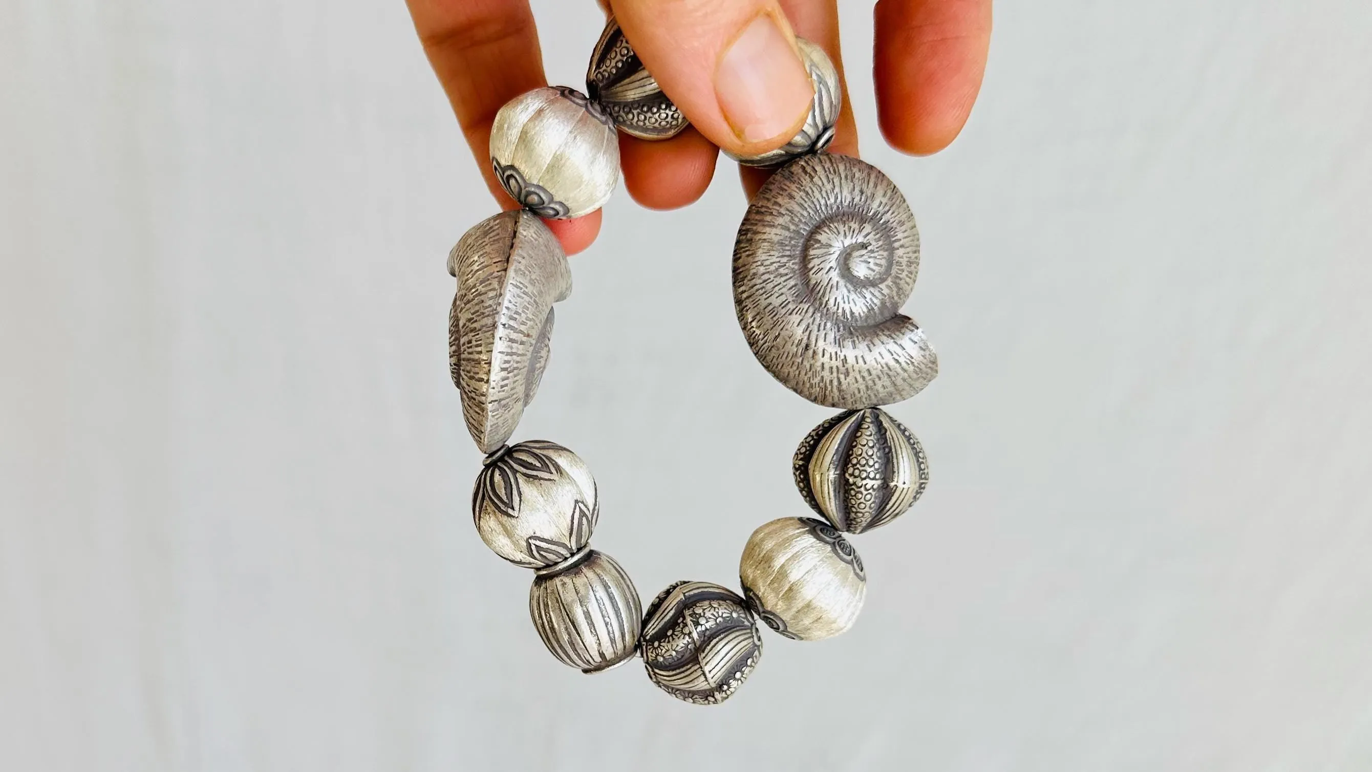 Silver Beaded Bracelet. Sterling Silver Shells. Chunky Jewelry. Gift for Her. 2680